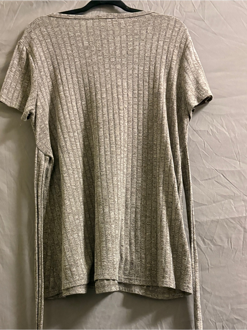 Gray Ribbed Short-Sleeve Tunic Top - Picture 2 of 5